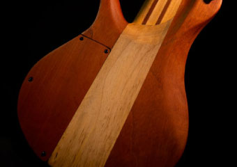 Reverso de bajo eléctrico Luthier Ale Gard